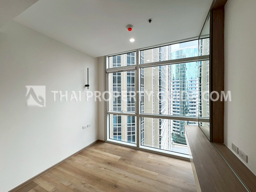 Condominium in Ploenchit : Athenee Residence 