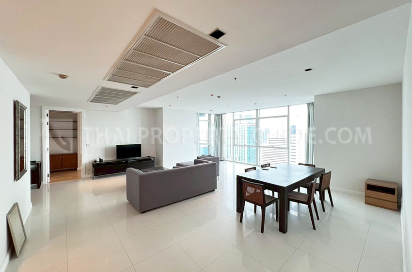 Condominium in Ploenchit : Athenee Residence 