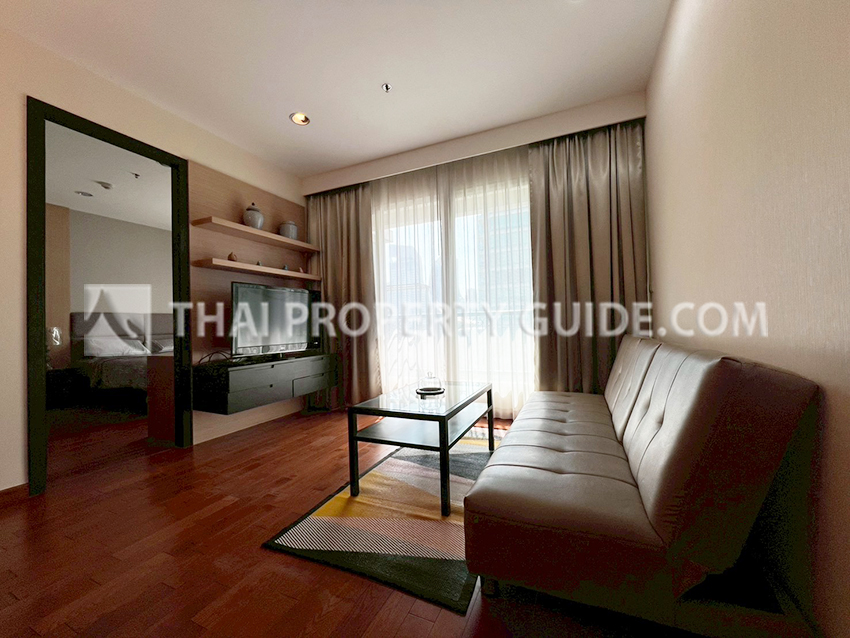 Condominium in Ploenchit 