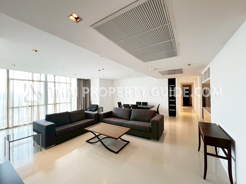 Condominium for rent in Ploenchit