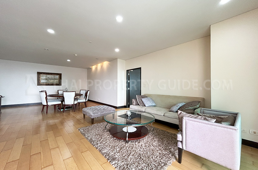 Condominium for rent in Ploenchit