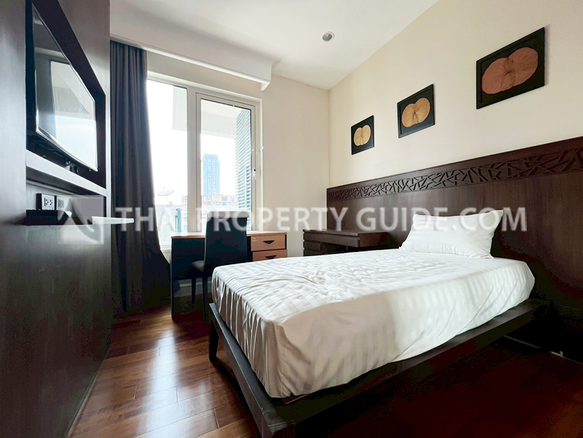 Condominium in Ploenchit 