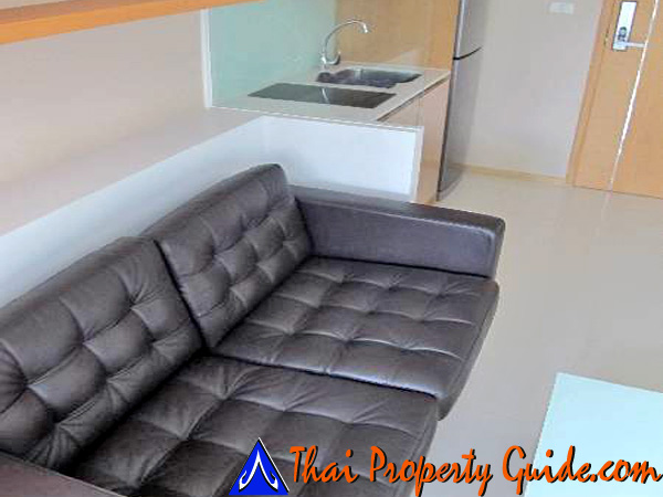 Condominium in Ploenchit 