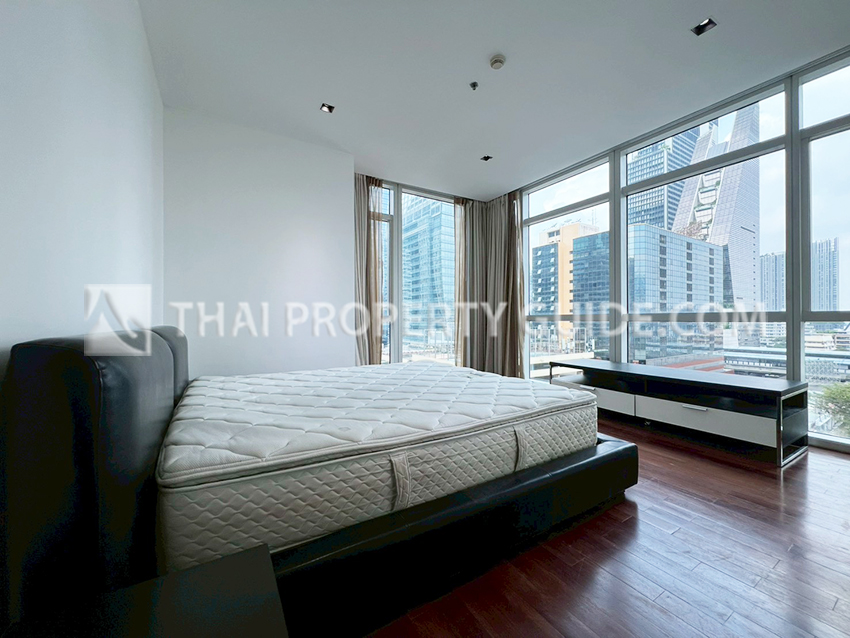 Condominium in Ploenchit : Athenee Residence 