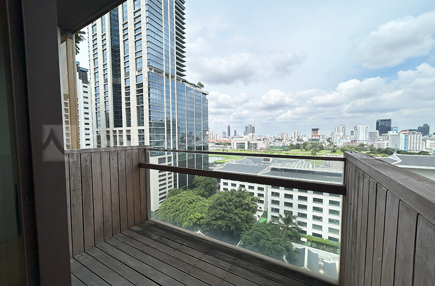 Condominium in Ploenchit : Hansar Rajdamri 