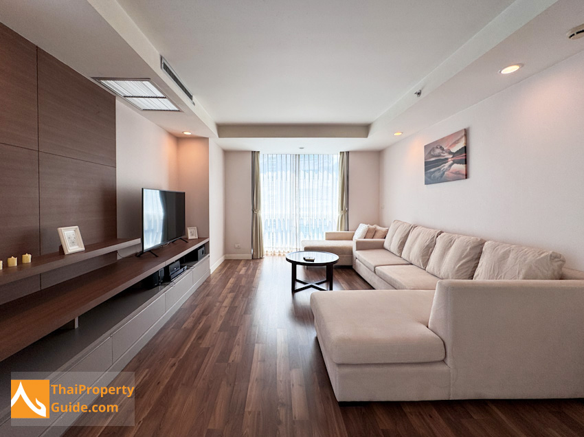 Condominium for rent in Ploenchit