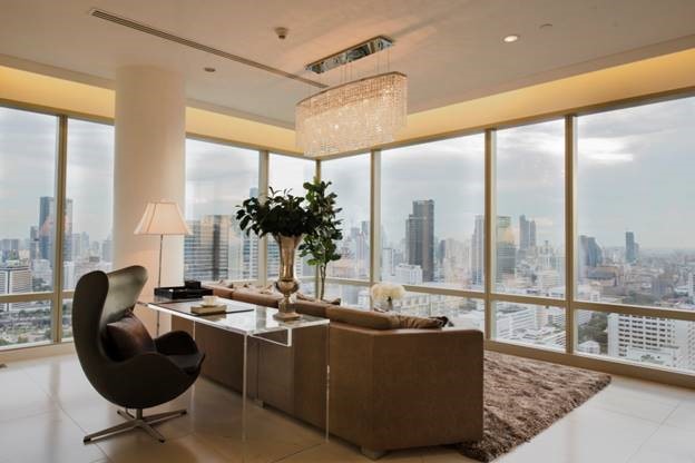 Condominium in Ploenchit 