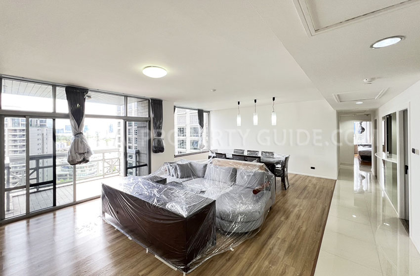Condominium for rent in Ploenchit