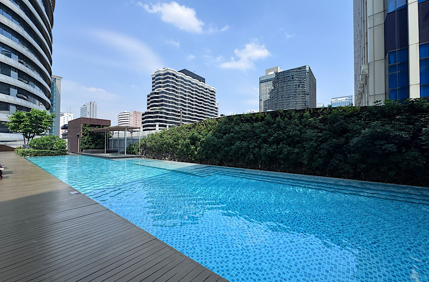 Condominium in Ploenchit : Magnolias Ratchadamri 