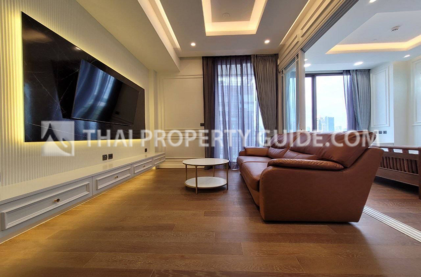 Condominium for rent in Ploenchit