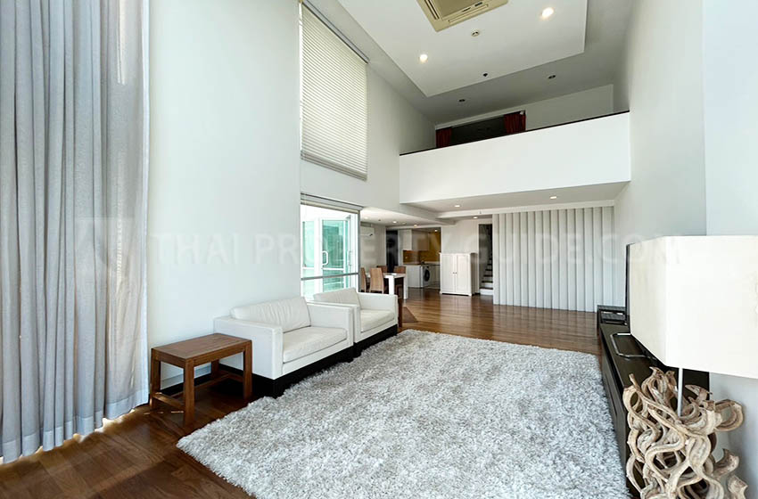 Condominium for rent in Ploenchit