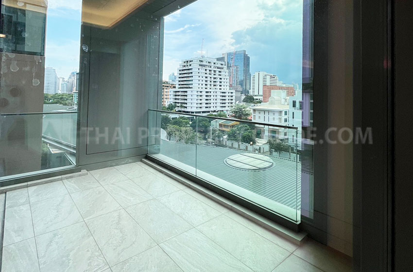 Condominium in Ploenchit 