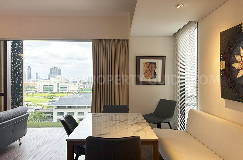 Condominium in Ploenchit : Hansar Rajdamri 