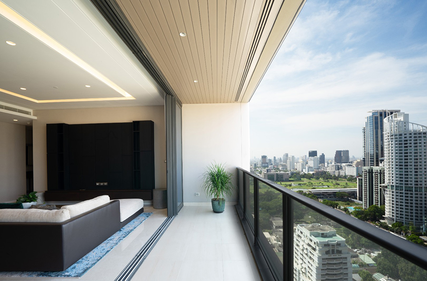 Condominium in Ploenchit 