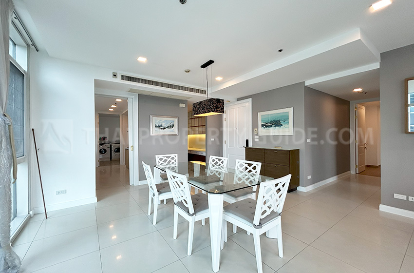 Condominium in Ploenchit : Athenee Residence 