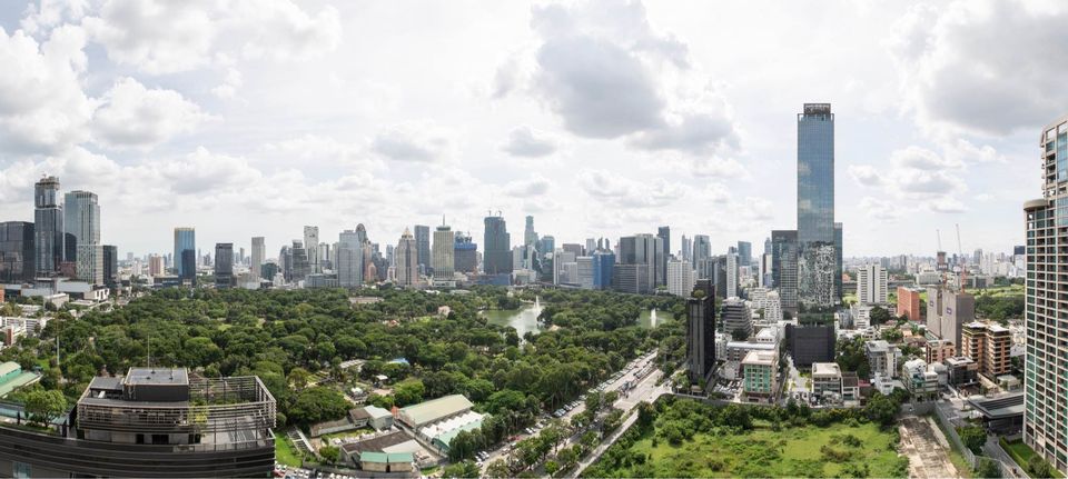 Condominium in Ploenchit 