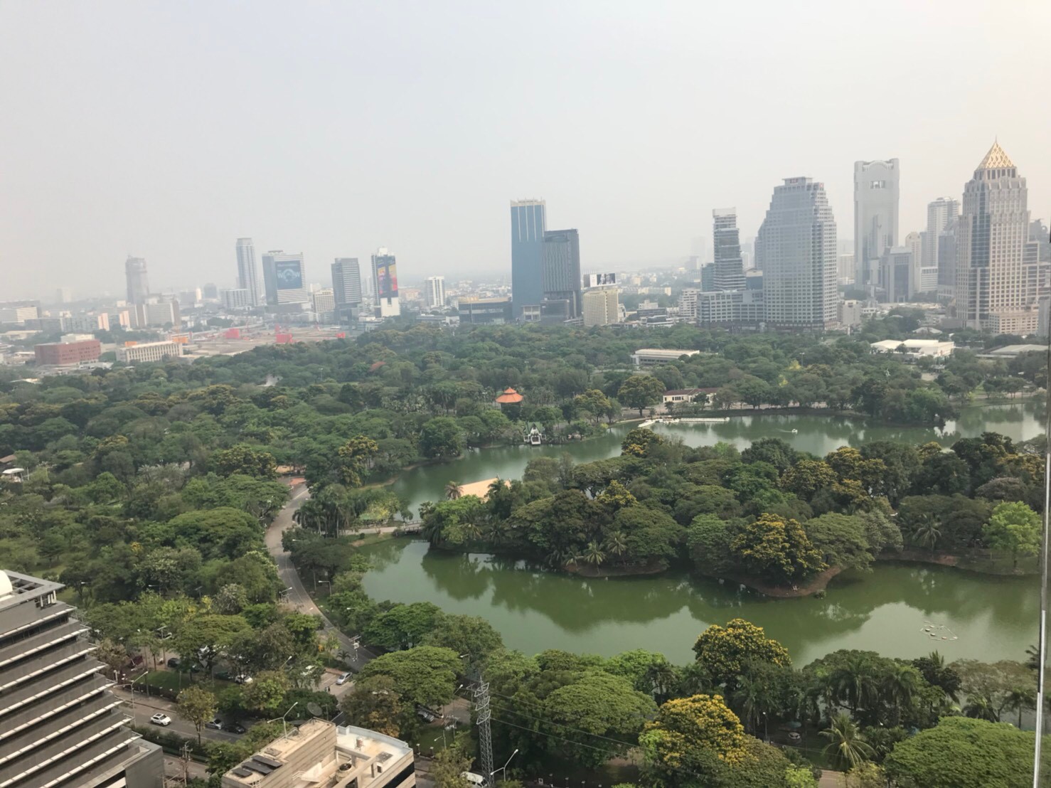 Condominium in Ploenchit 