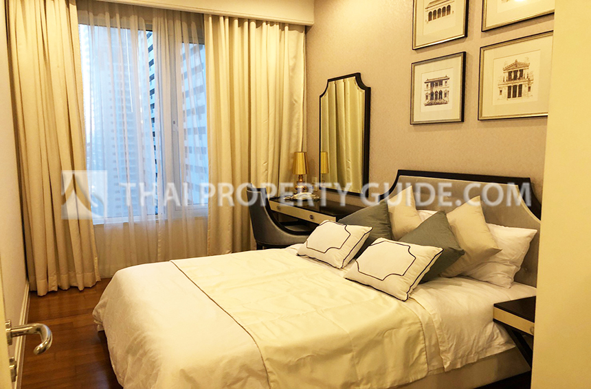 Condominium in Ploenchit 
