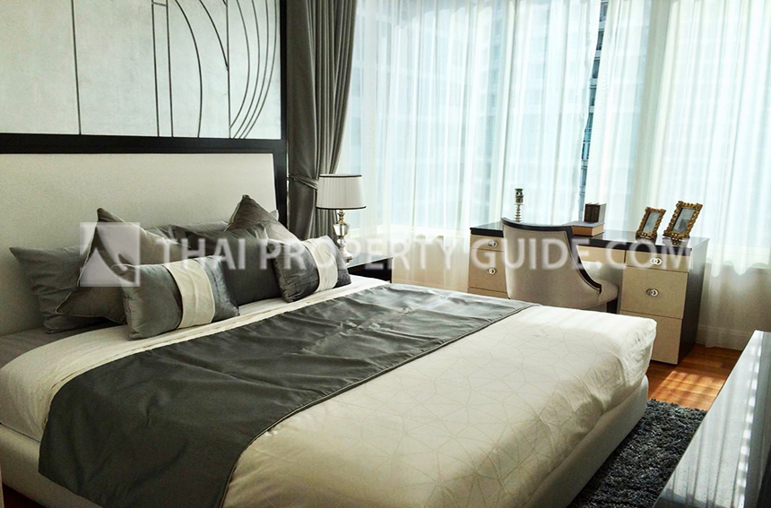 Condominium in Ploenchit 