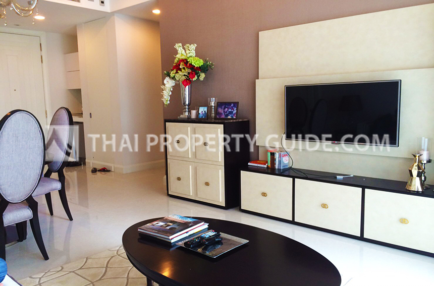 Condominium in Ploenchit 