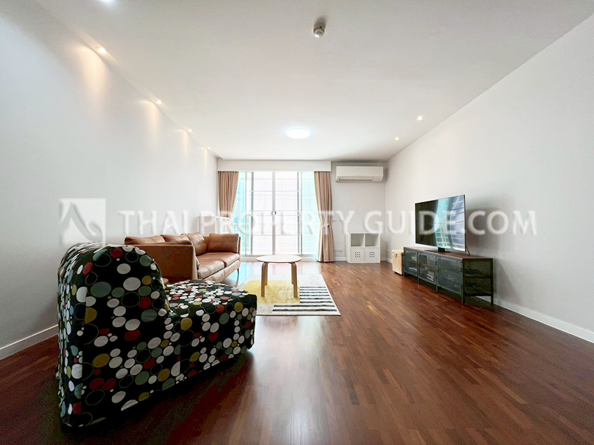 Condominium for rent in Ploenchit (near NIST International School)