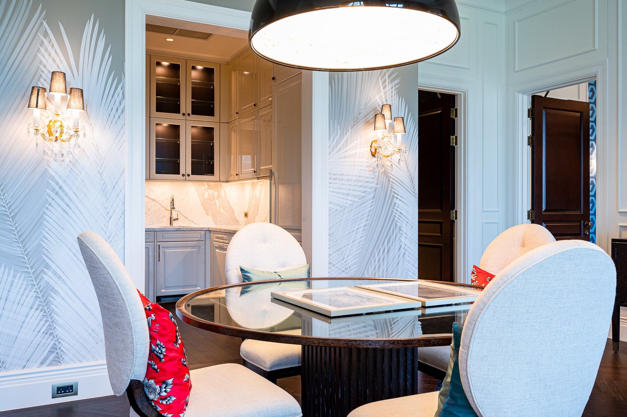 Condominium in Ploenchit 