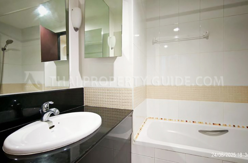 Condominium in Rama 3 