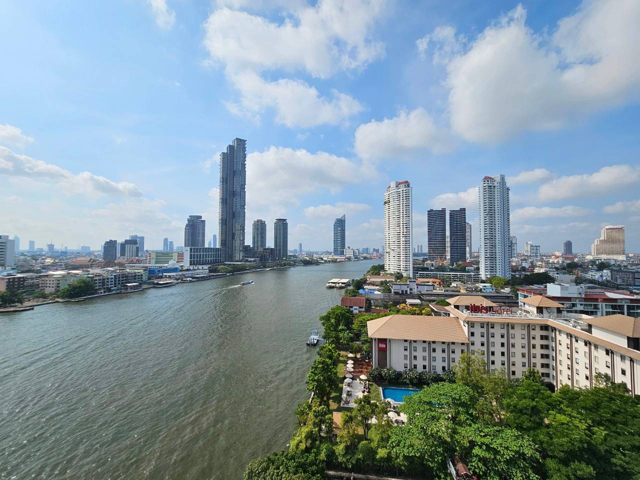 Condominium in Rama 3 