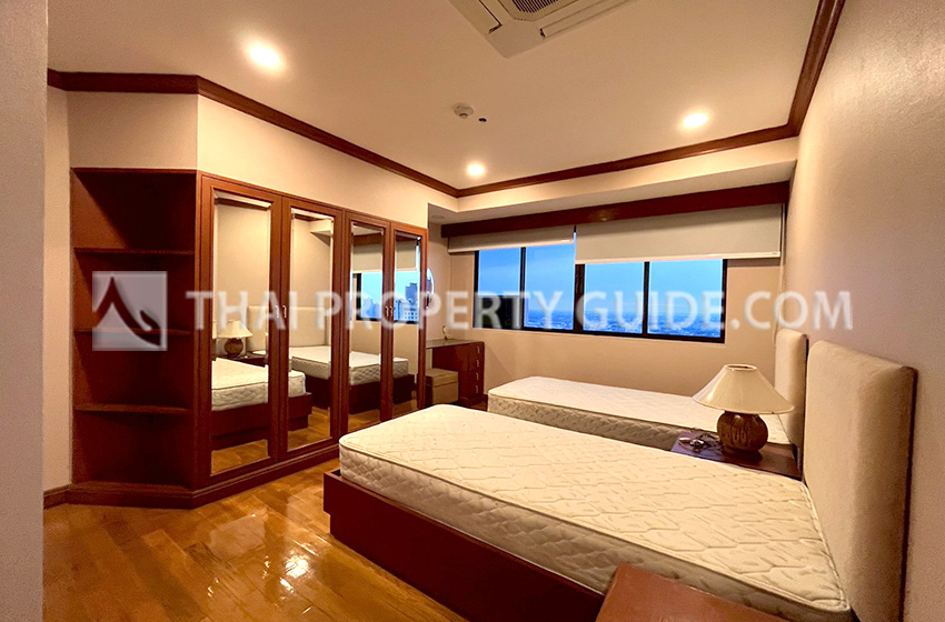 Condominium in Rama 3 