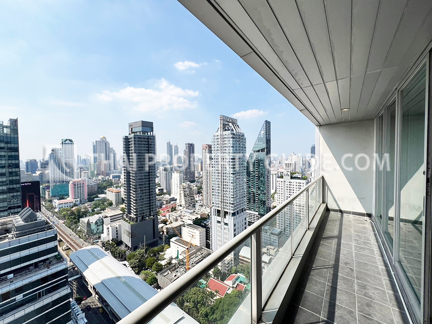 Condominium in Sathorn 