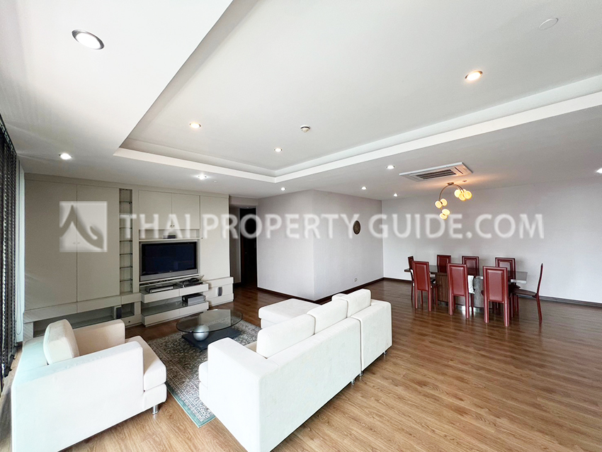 Condominium in Sathorn 