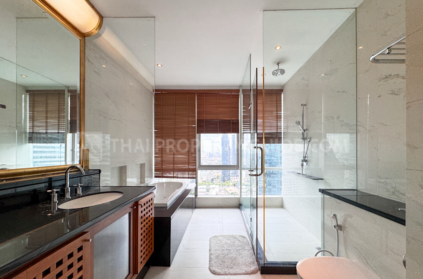 Condominium in Sathorn 