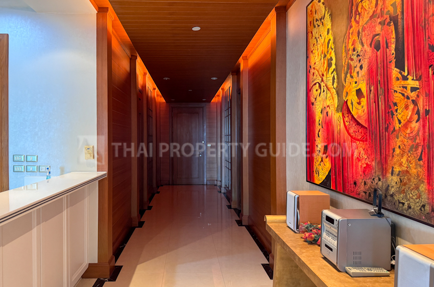 Condominium in Sathorn 