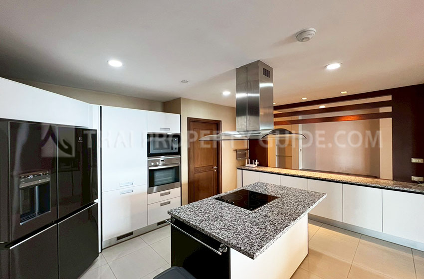 Condominium in Sathorn 