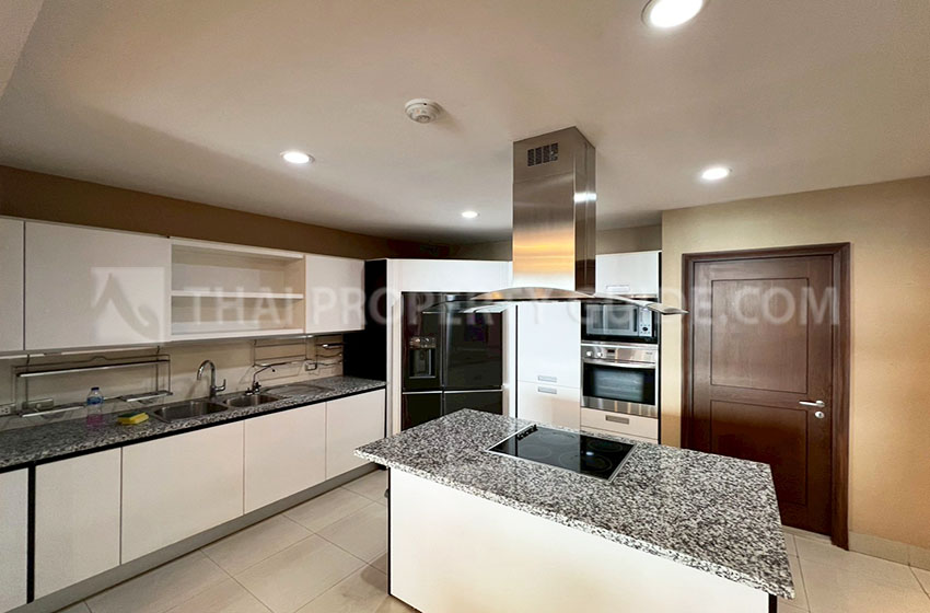 Condominium in Sathorn 