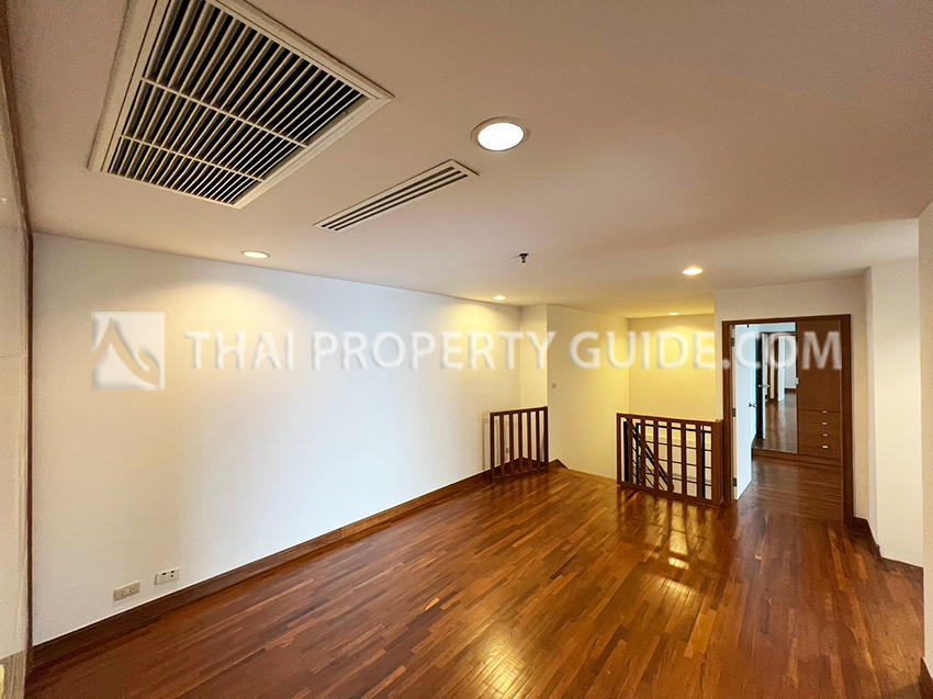 Condominium in Sathorn 