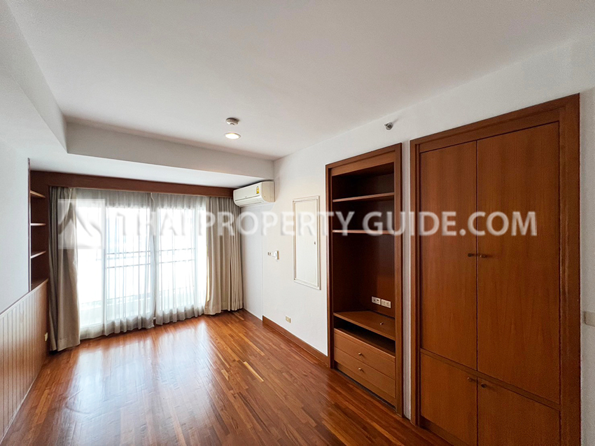 Condominium in Sathorn 