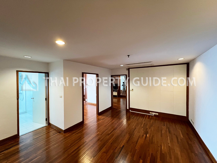 Condominium in Sathorn 