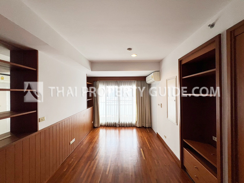 Condominium in Sathorn 