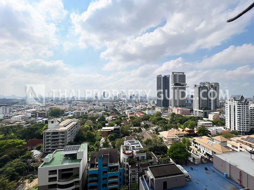 Condominium in Sathorn : The Met Sathorn 