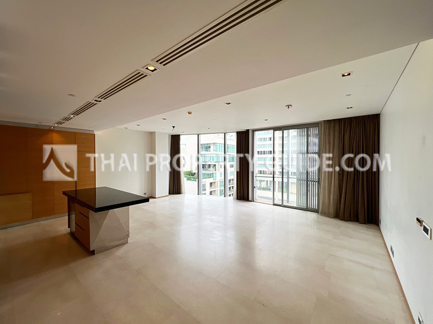 Condominium in Sathorn 