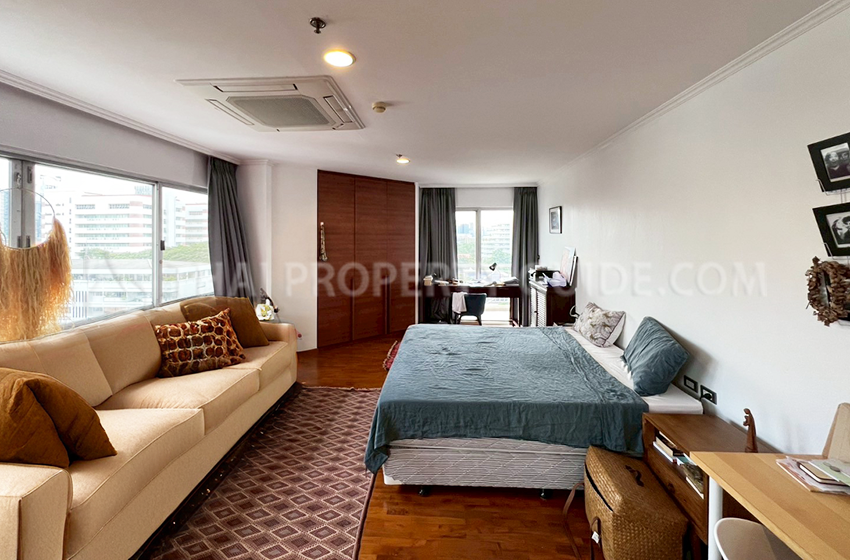 Condominium in Sathorn 