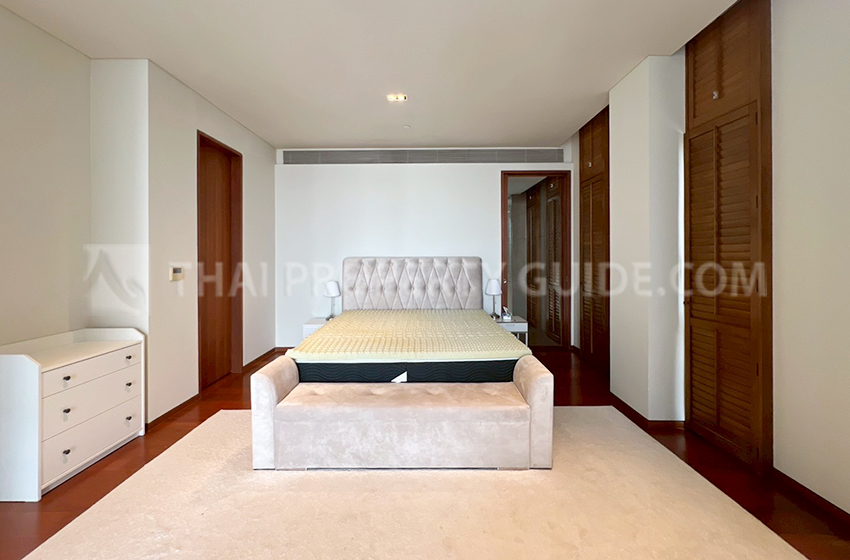 Condominium in Sathorn : Sukhothai Residence (Sathorn) 