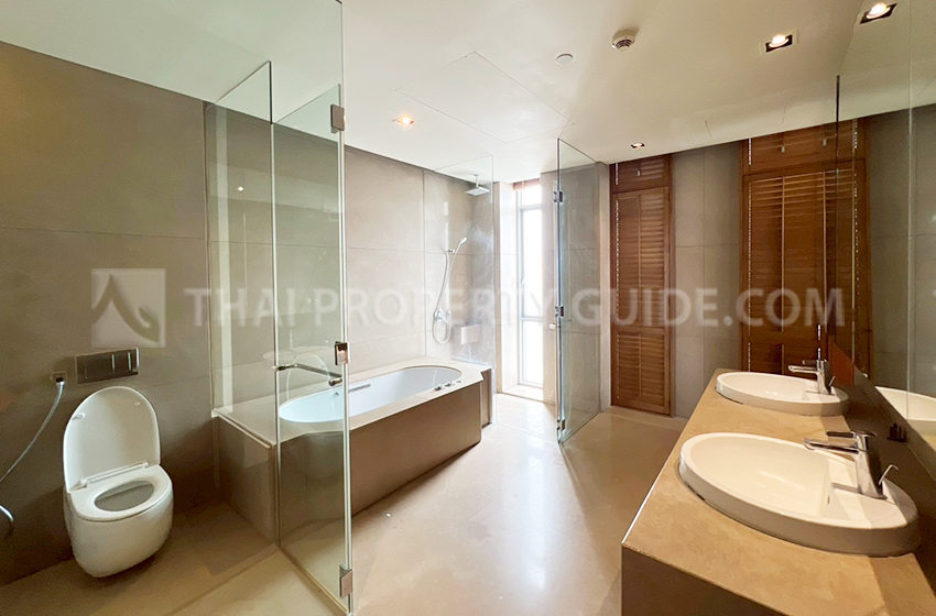 Condominium in Sathorn : Sukhothai Residence (Sathorn) 