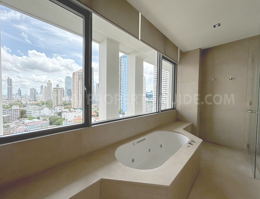 Condominium in Sathorn : Sukhothai Residence (Sathorn) 