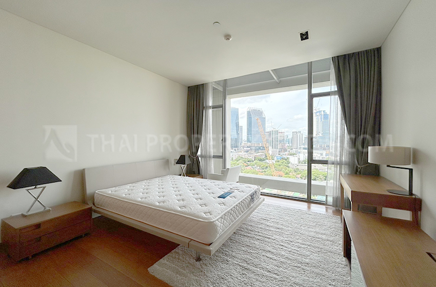 Condominium in Sathorn : Sukhothai Residence (Sathorn) 