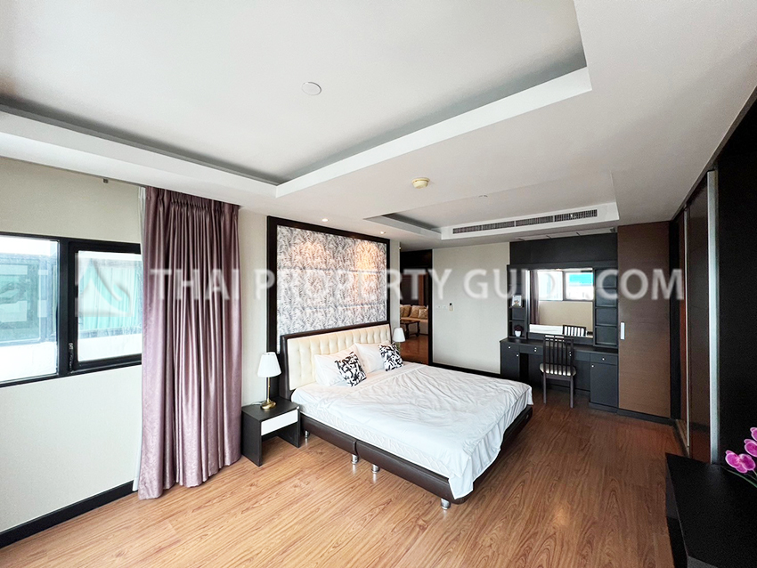 Condominium in Sathorn 