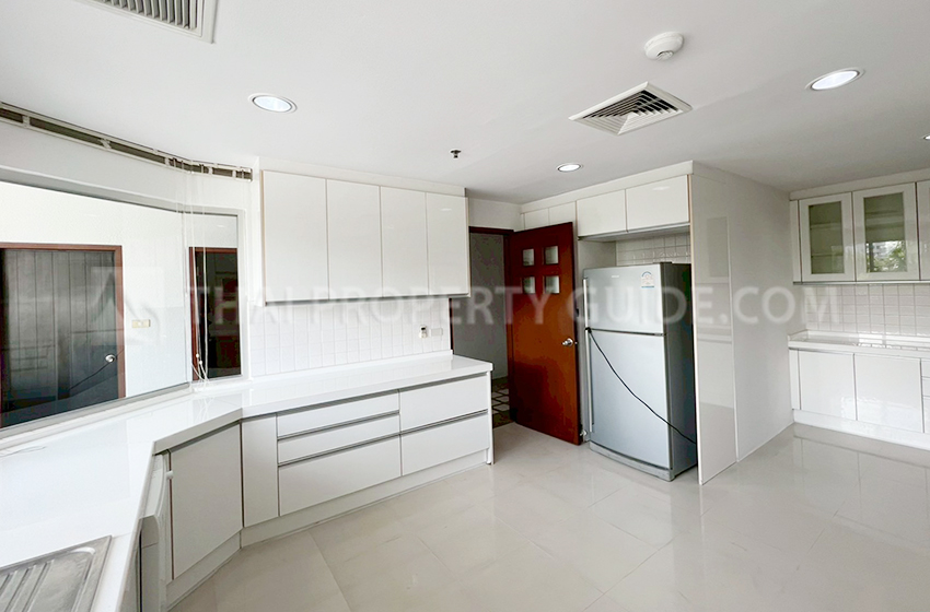 Condominium in Sathorn 