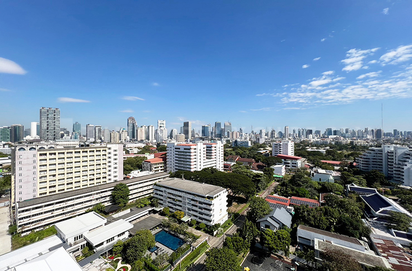 Condominium in Sathorn 