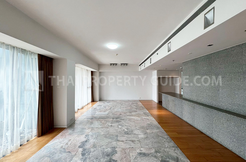 Condominium in Sathorn : The Met Sathorn 